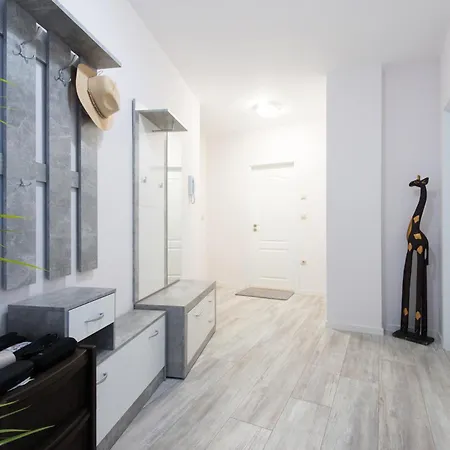 La Luxury Daire Altın Kumlar