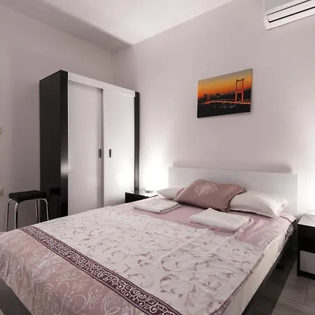 La Luxury * Golden Sands